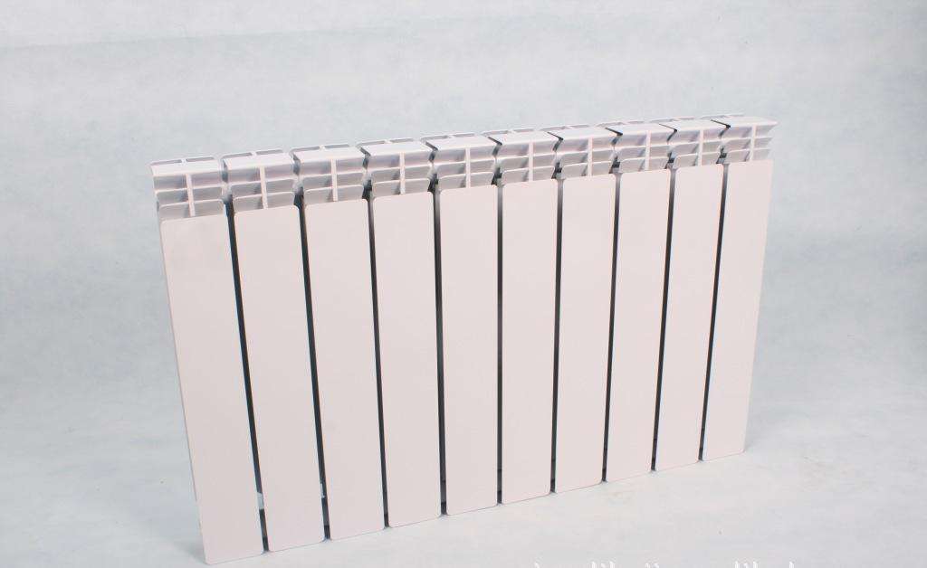 钢制暖气片使用寿命—钢制暖气片使用寿命多长