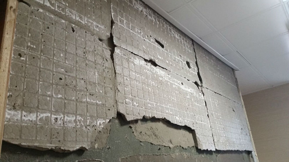 卫生间墙砖脱落原因—为什么卫生间墙砖会脱落