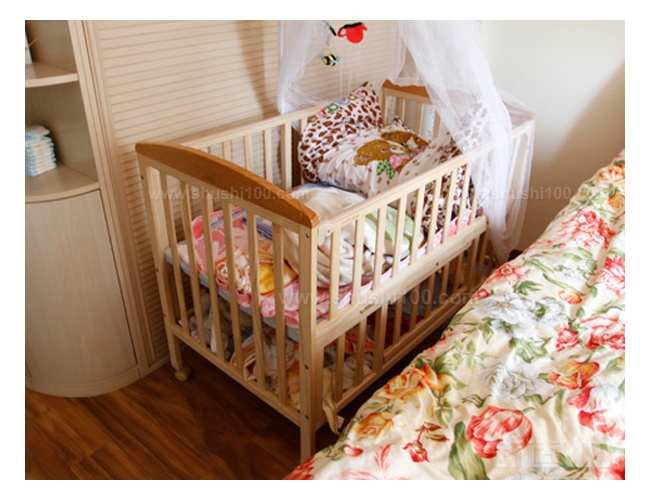 婴儿床安装详细分解图—婴儿床怎么安装