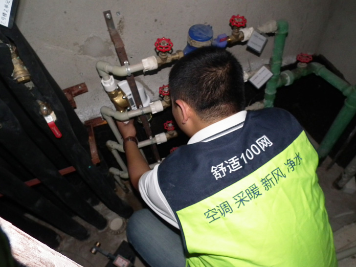 郑州蓝宝湾中央净水工程案例—走进恩美特前置过滤器施工现场