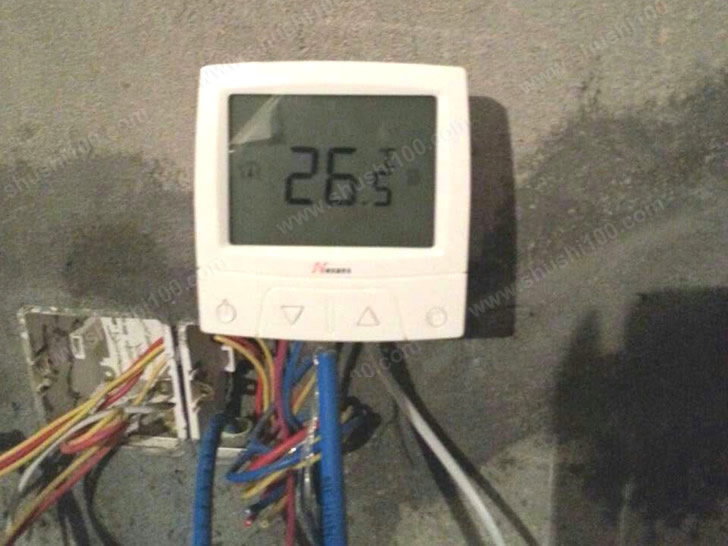 温控器可以精准控制温度，使用更方便