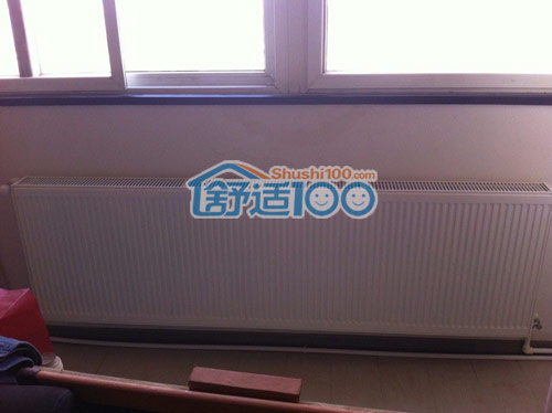 暖气片安装在窗户下面，采暖效果更佳