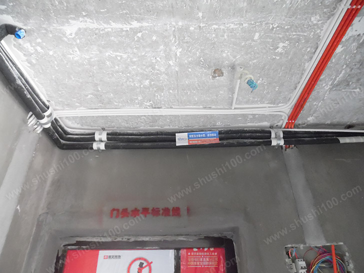 中央空调施工图 冷凝管保持一定坡度