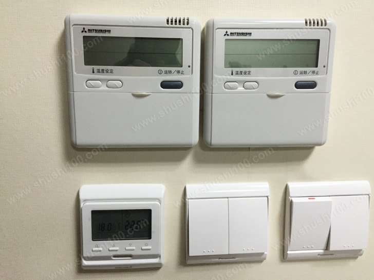 控制器安装效果图 中央空调及地暖的温控器
