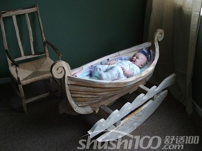 婴儿床什么材质好—铁婴儿床与木质婴儿床的对比