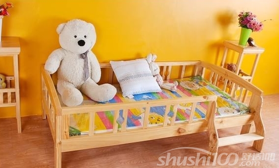 婴儿床什么木头好—选柏木更安全舒适
