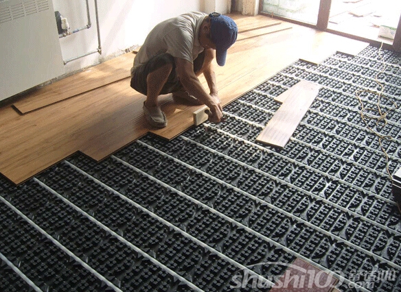 地暖能不能铺木地板—如何安装地暖地板