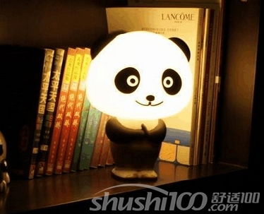 熊猫智能台灯—可以对话的智能台灯