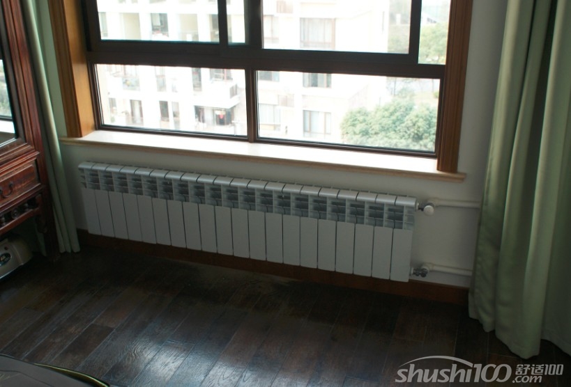 客厅壁挂暖气—客厅壁挂暖气片该如何安装