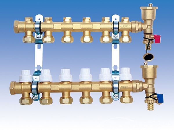 地暖分集水器安装—分集水器安装要求