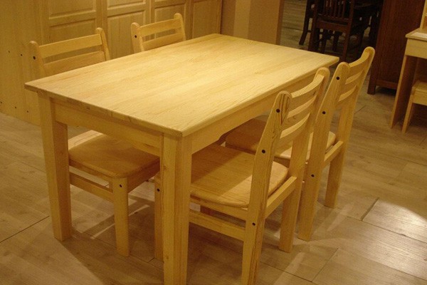 松木简约饭桌—松木简约饭桌的五大品牌