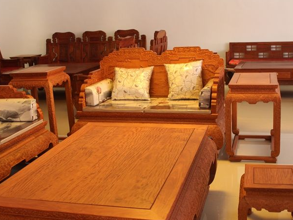 现代红木沙发—现代红木沙发怎么选择