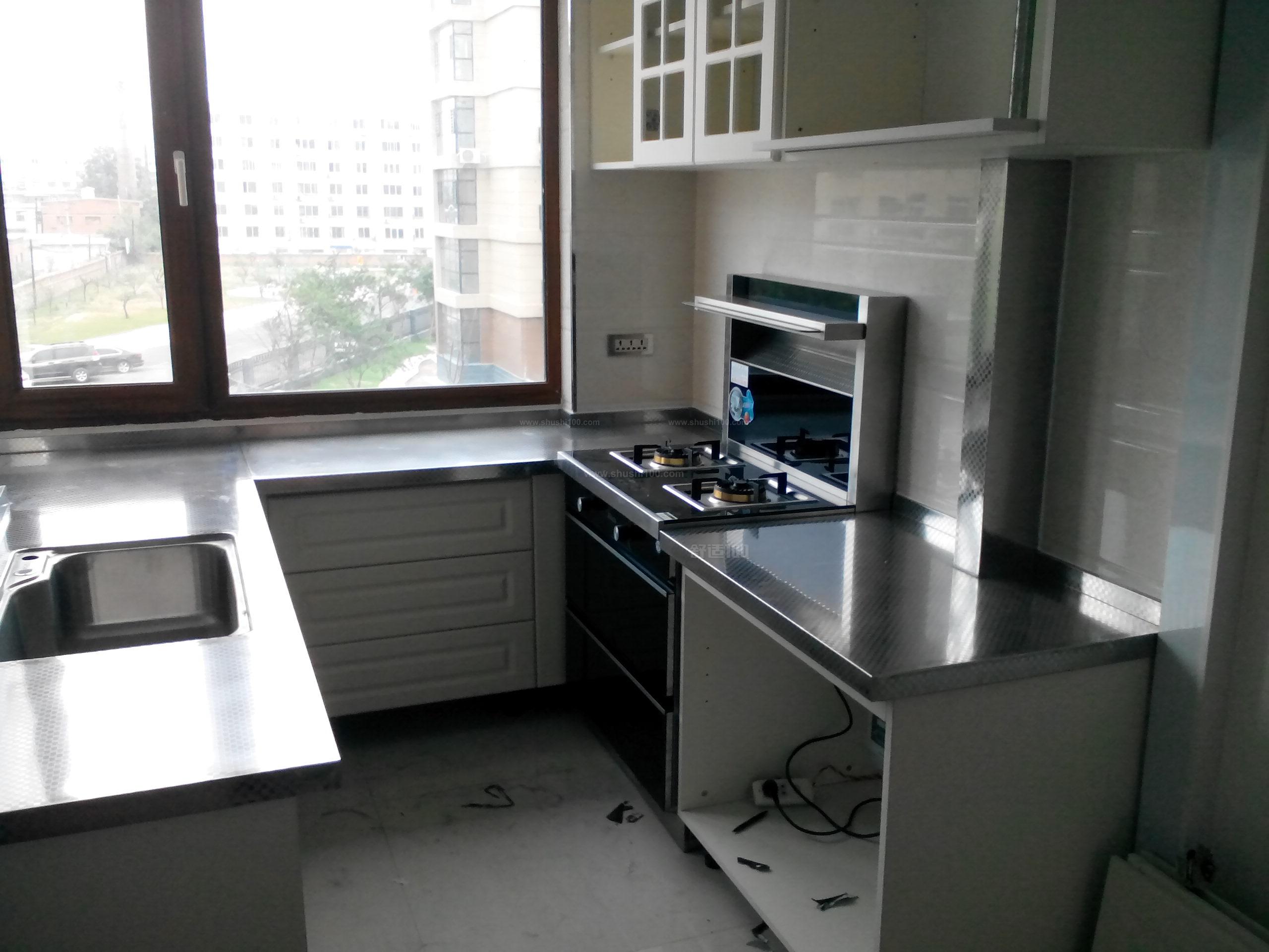 测评厨房不锈钢台面怎么样,专家详述厨房不锈钢台面好不好
