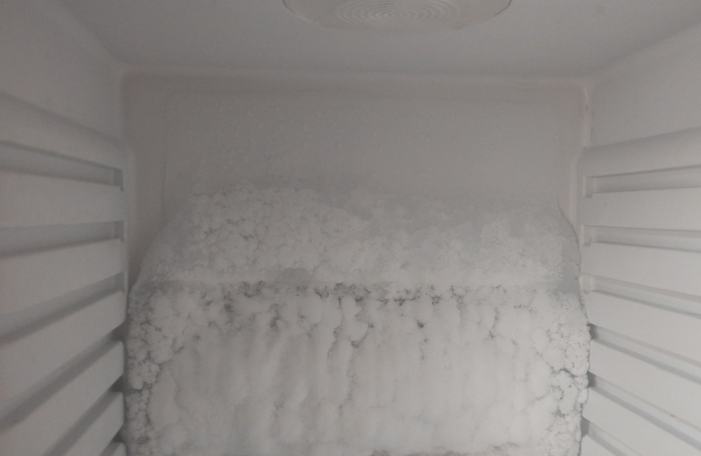 冰箱保鲜室有水怎么办—怎么解决冰箱保鲜室有水