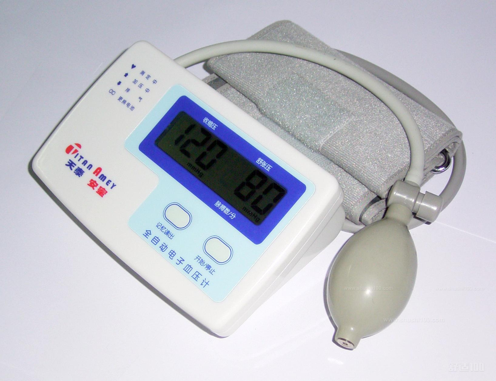 厂家批发新品JZIK臂式电子血压计 家医用充电款一体机血压测量仪-阿里巴巴