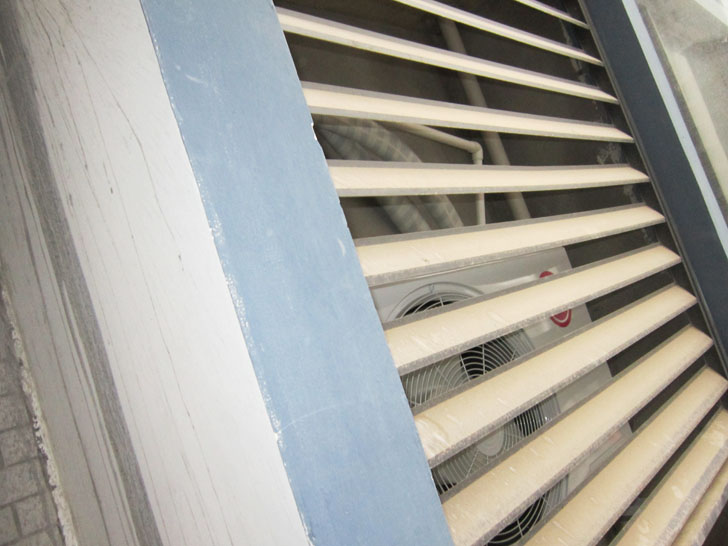 LG空调室外机效果图 室外机安放在阳台