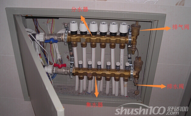 地板采暖系统中分集水器管理若干的支路管道,并在其上面安装有排气阀
