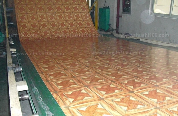 厨房能贴地板革吗—地板革铺贴方法介绍